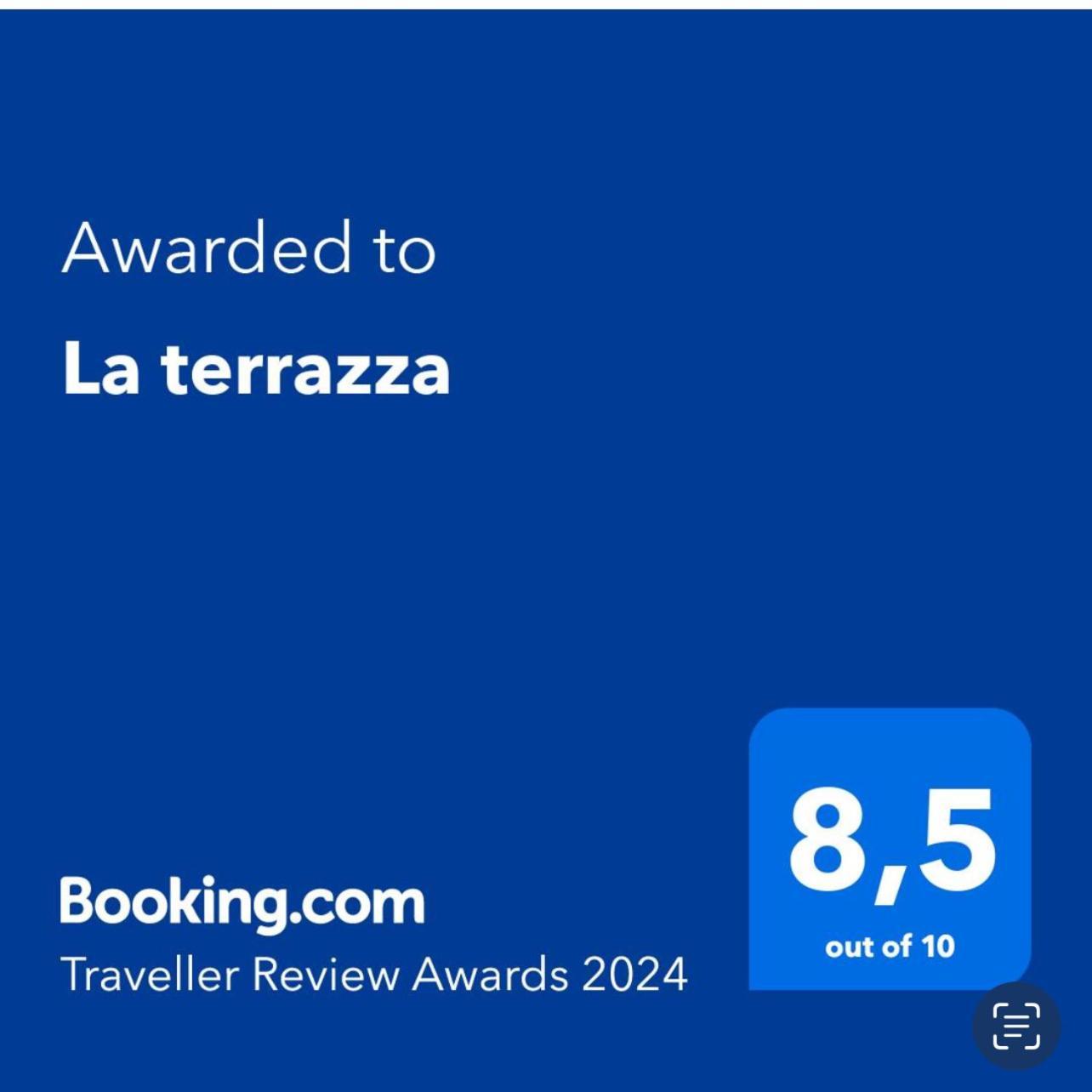 ヴァラッツェ La Terrazza Bed & Breakfast エクステリア 写真