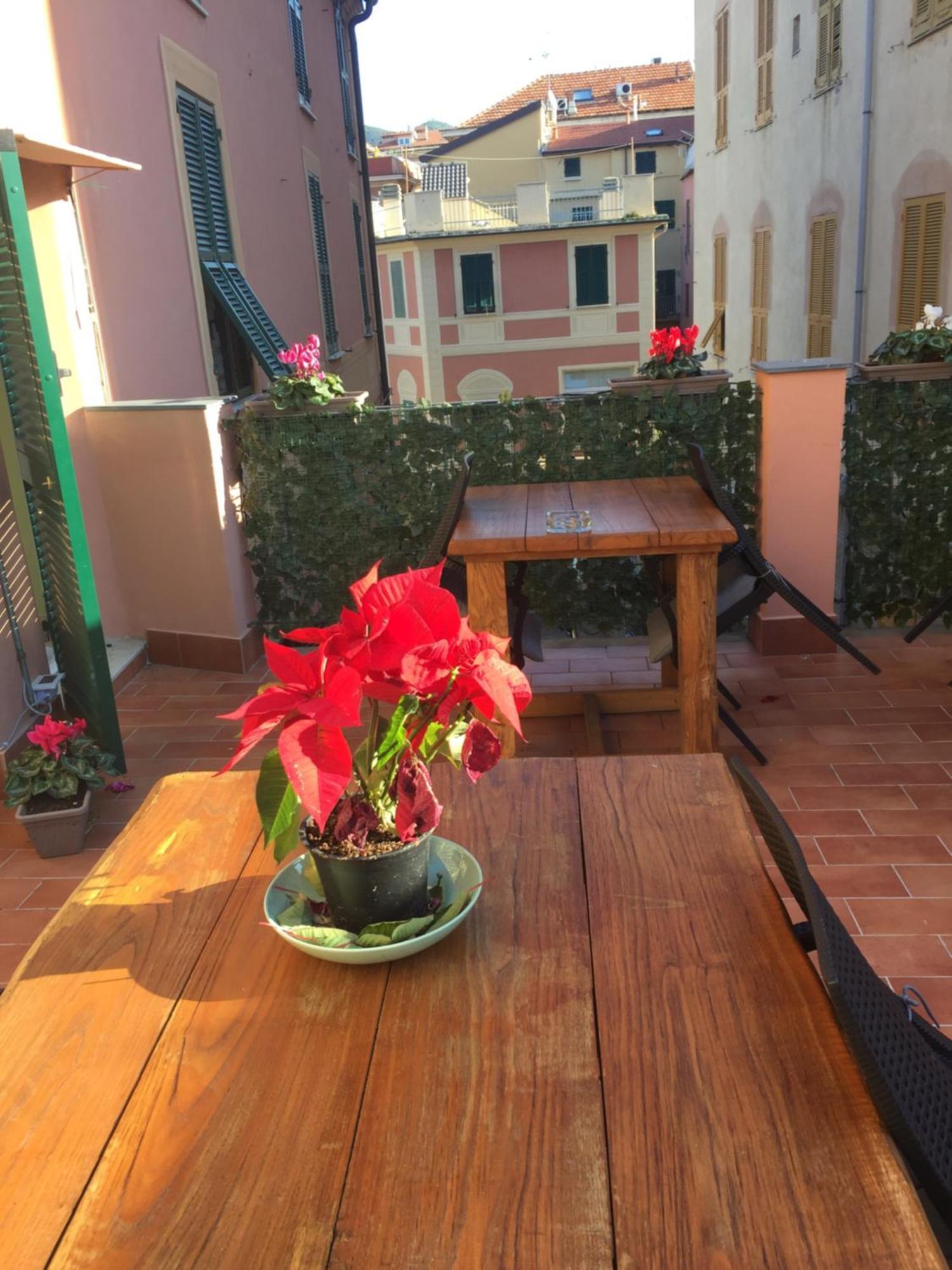 ヴァラッツェ La Terrazza Bed & Breakfast エクステリア 写真